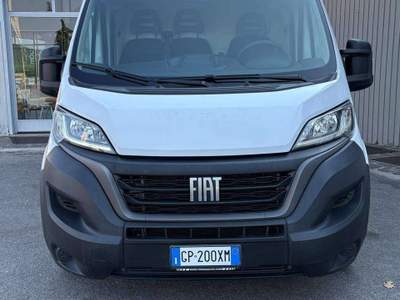 Fiat Ducato Fiat Ducato 35 2.2 mjt 140cv PM-TM furgone Bianco usata Gorle