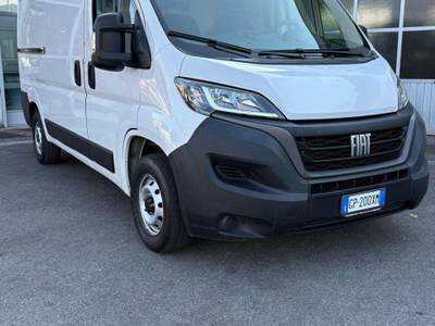 Fiat Ducato Fiat Ducato 35 2.2 mjt 140cv PM-TM furgone Bianco usata Gorle