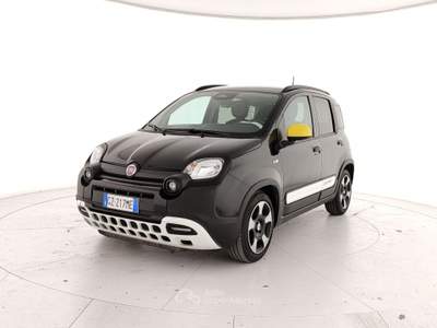 Fiat Panda III 2024 Cross Cross 1.0 firefly hybrid s&s 70cv Nero usata Caserta