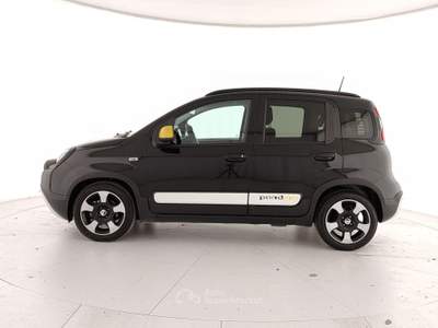 Fiat Panda III 2024 Cross Cross 1.0 firefly hybrid s&s 70cv Nero usata Caserta