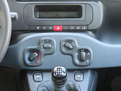Fiat Pandina 1.0 FireFly 70cv S&S Hybrid Pop Nero usata Seregno
