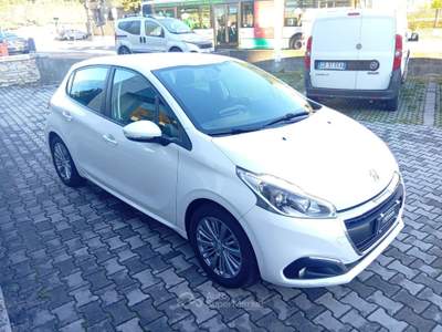 Peugeot 208 PureTech 82 5 porte Active Bianco usata Brescia