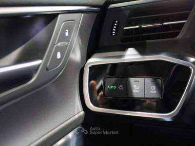 Audi A6 A6 V 2018 Berlina 35 2.0 tdi mhev Business s-tronic Bianco usata Laives