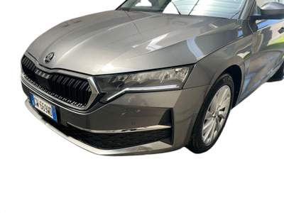Skoda Octavia 2.0 TDI 110KW EXECUTIVE DSG Grigio usata Palermo