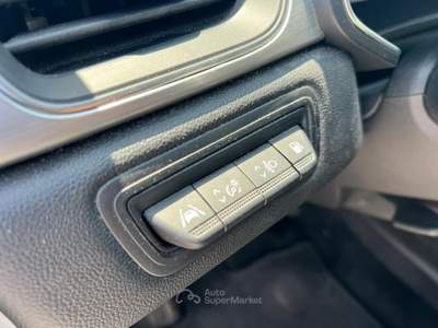 Renault Captur Plug-in Hybrid E-Tech 160 CV Intens Bianco usata Maserà di Padova