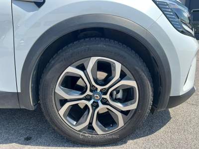 Renault Captur Plug-in Hybrid E-Tech 160 CV Intens Bianco usata Maserà di Padova