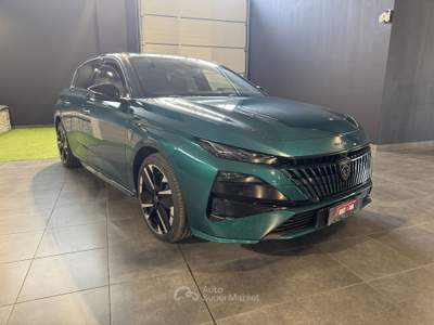 Peugeot 308 GT Hybrid 145 e-DCS6 aut. Verde usata Occhiobello