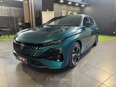 Peugeot 308 GT Hybrid 145 e-DCS6 aut. Verde usata Occhiobello