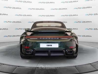 Porsche 911 911 Cabrio Turbo S | 20/21", ACC, FRONT LIFT, 360° Verde usata Suzzara