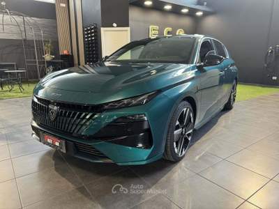 Peugeot 308 GT Hybrid 145 e-DCS6 aut. Verde usata Cesena