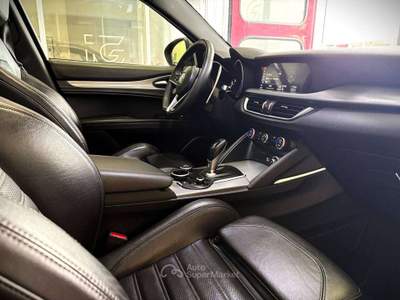Alfa Romeo Stelvio 2.2 t Executive Q4 210cv auto - Tetto apribile - Gancio traino Grigio usata Trento