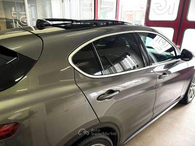 Alfa Romeo Stelvio 2.2 t Executive Q4 210cv auto - Tetto apribile - Gancio traino Grigio usata Trento