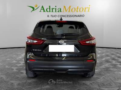 Nissan Qashqai 1.3 DIG-T 160 Business DCT Nero usata Pordenone