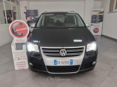 Volkswagen Touran Touran 2.0 tdi Highline 170cv dpf 7POSTI Nero usata Striano