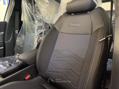Jeep Avenger Avenger 1.2 110 CV MHEV Summit *TETTO APRIBILE* usata Sava
