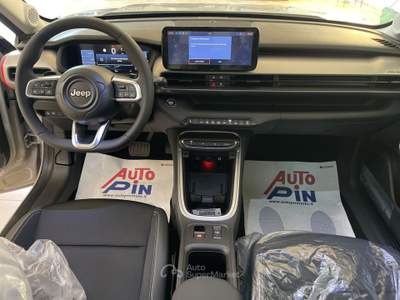 Jeep Avenger Avenger 1.2 110 CV MHEV Summit *TETTO APRIBILE* usata Sava