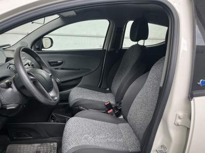 Lancia Ypsilon Ypsilon 1.2 Gold s&s 69cv my19 GPL Bianco usata San Giuseppe Vesuviano