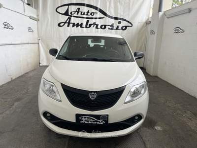 Lancia Ypsilon Ypsilon 1.2 Gold s&s 69cv my19 GPL Bianco usata San Giuseppe Vesuviano
