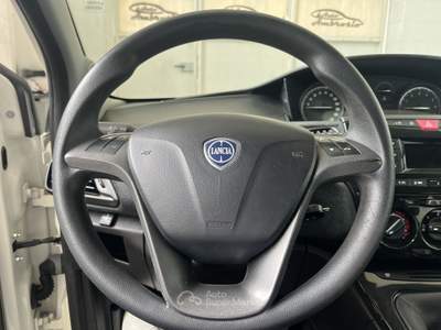 Lancia Ypsilon Ypsilon 1.2 Gold s&s 69cv my19 GPL Bianco usata San Giuseppe Vesuviano