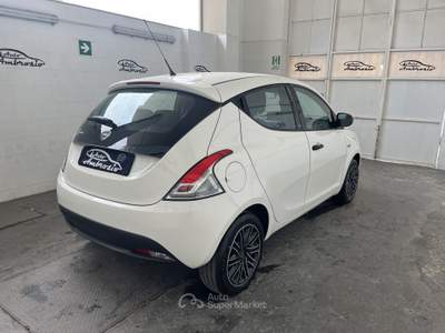 Lancia Ypsilon Ypsilon 1.2 Gold s&s 69cv my19 GPL Bianco usata San Giuseppe Vesuviano