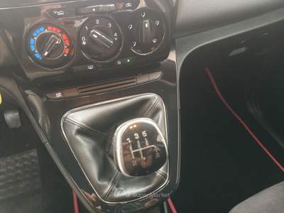 Lancia Ypsilon Ypsilon 1.2 8v Gold ecochic Gpl 69cv E6 Nero usata Striano