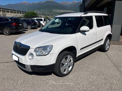 Skoda Yeti Yeti 1.2 TSI Ambition Bianco usata Scurelle