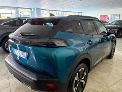 Peugeot 2008 2008 PureTech 130 S&S EAT8 Allure Blu/Azzurro usata Castellammare di Stabia