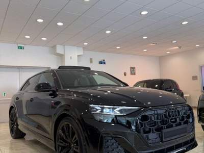 Audi Q8 SUV TDI qu. 210 kW tiptr. S line ed. Nero usata Castellammare di Stabia