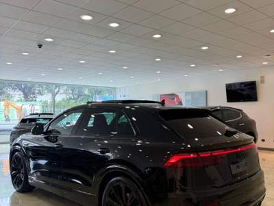 Audi Q8 SUV TDI qu. 210 kW tiptr. S line ed. Nero usata Castellammare di Stabia
