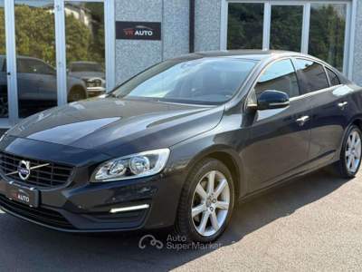 Volvo S60 AUTOM. 2.0 D3 Momentum geartronic / tagliando con pastiglie freni nuovo / garanzia 12 mesi nazionale Grigio usata Verona