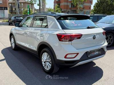 Volkswagen T-Roc 1.5 tsi Life dsg AUTOM. CARPLAY/FULL LED/ACC -Promo fin Beige usata Verona