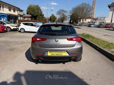 Alfa Romeo Giulietta 2.0 JTDm-2 150 CV Distinctive Grigio usata Mirano