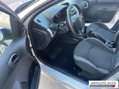 Peugeot 206 1.1 60CV 5p. Trendy ECO GPL Grigio usata Città Sant'Angelo