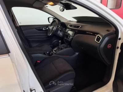 Nissan Qashqai 1.2 DIG-T Tekna Bianco usata Parabiago