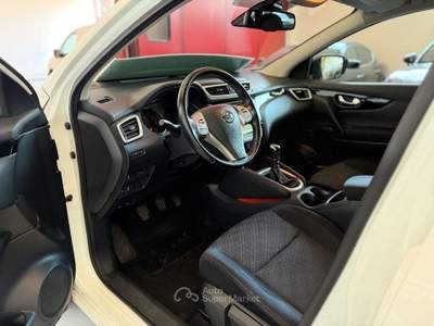 Nissan Qashqai 1.2 DIG-T Tekna Bianco usata Parabiago