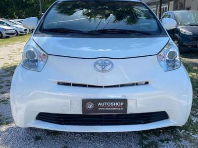 Toyota iQ 1.0 Bianco usata Latina