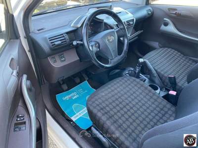 Toyota iQ 1.0 Bianco usata Latina
