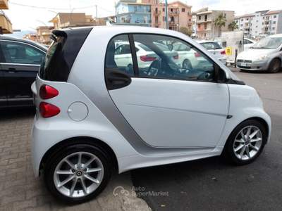 Smart ForTwo coupe Fortwo 1.0 mhd Pure 70cv usata Ribera