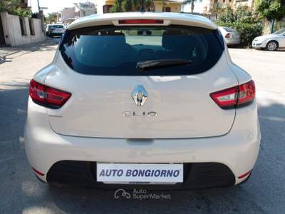 Renault Clio 5 Porte Clio 1.2 16v Zen 75cv usata Ribera