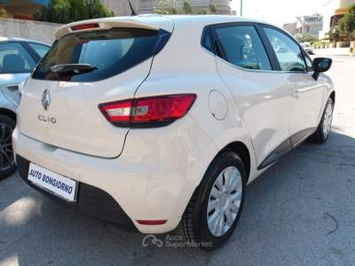 Renault Clio 5 Porte Clio 1.2 16v Zen 75cv usata Ribera