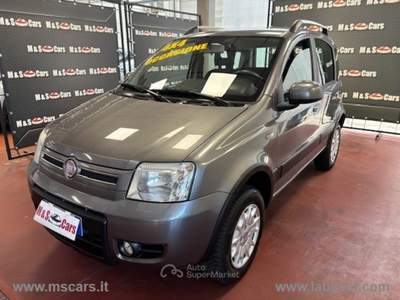 Fiat Panda Panda 1.2 4x4 Climbing Grigio usata Rivoli Fiat Panda Panda 1.2 4x4 Climbing Grigio usata Rivoli