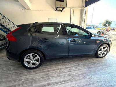 Volvo V40 Kinetic usata Arezzo
