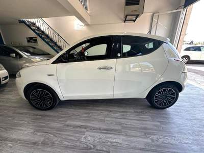 Lancia Ypsilon 5 porte GPL Ecochic Gold usata Arezzo