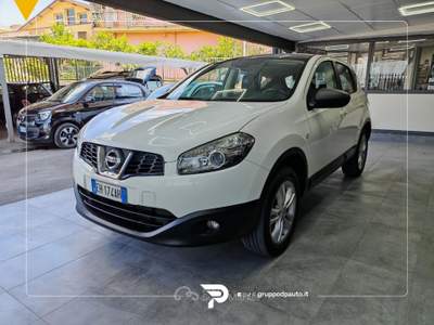 Nissan Qashqai 1.5 dci Acenta Dpf FL Bianco usata Marano di Napoli