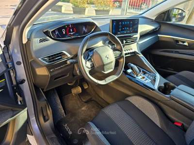 Peugeot 3008 3008 1.5 bluehdi Active Business s&amp;s 130cv eat8 Grigio usata Civitanova Marche
