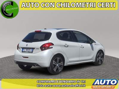 Peugeot 208 208 5P 1.2 TURBO GT LINE 110CV EAT6 AUTOMATICA EUR6B NAVI/CAMERA/TETTO Bianco usata Prato