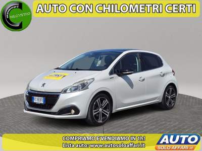 Peugeot 208 208 5P 1.2 TURBO GT LINE 110CV EAT6 AUTOMATICA EUR6B NAVI/CAMERA/TETTO Bianco usata Prato