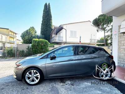 Opel Astra ULTIMATE 122CV Grigio usata Campi Bisenzio