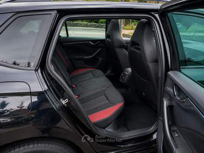 Skoda Kamiq 1.0 tsi Monte Carlo 110cv dsg  *Promo SD 2026* Nero usata Roma