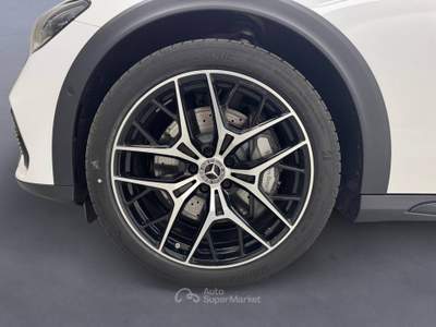 Mercedes-Benz Classe E E 220 D Mild Hybrid 4matic S.w. Premium All Terrain Bianco usata Cassola